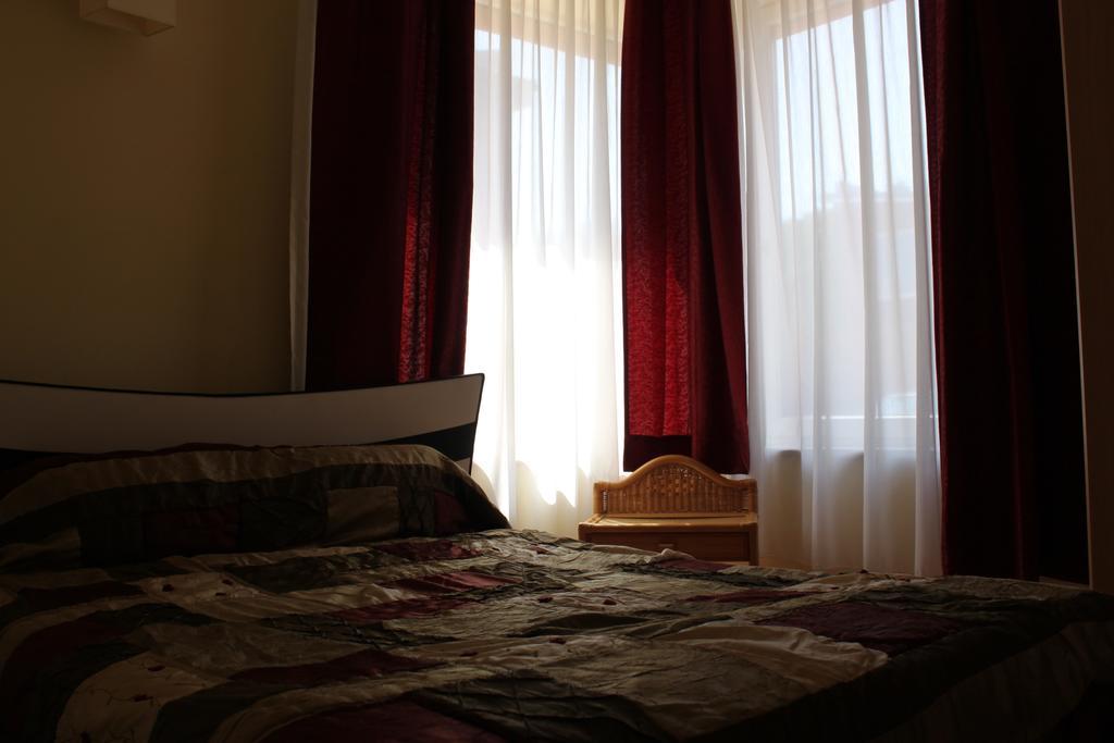 Jauku Erdvu Silta Apartment Kaunas Cameră foto